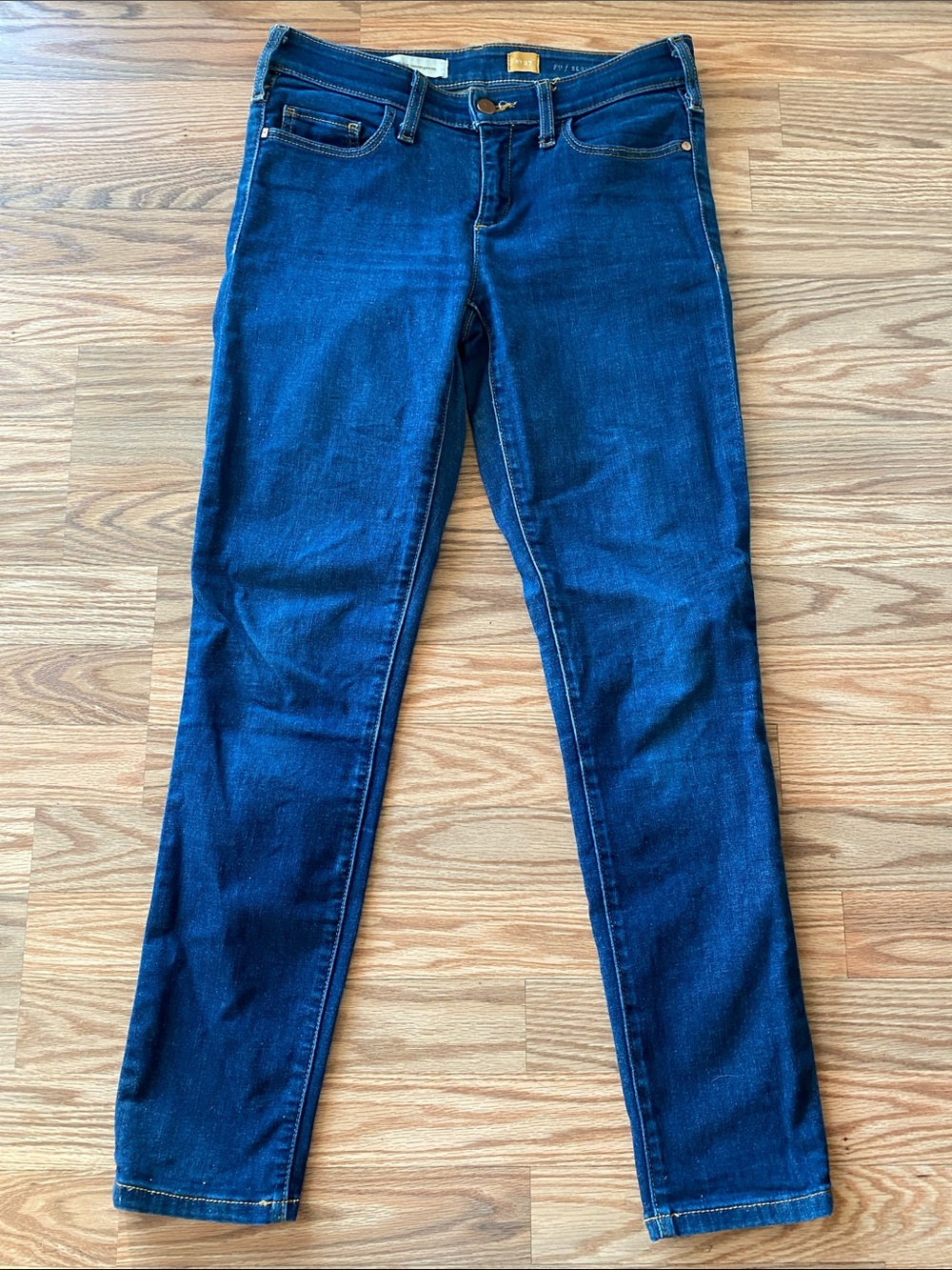 Anthropologie Pilcro Dark Indigo Skinny Jeans 27 Stretch Trendy Chic